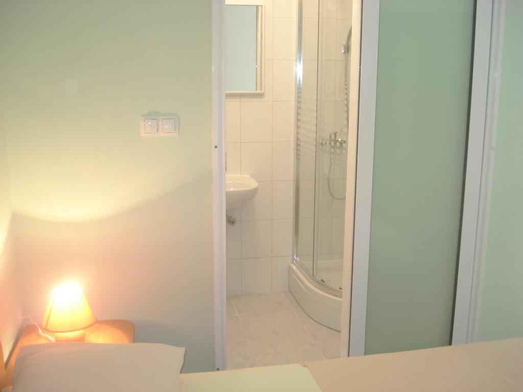 Apartments Smiljana Оміш Екстер'єр фото